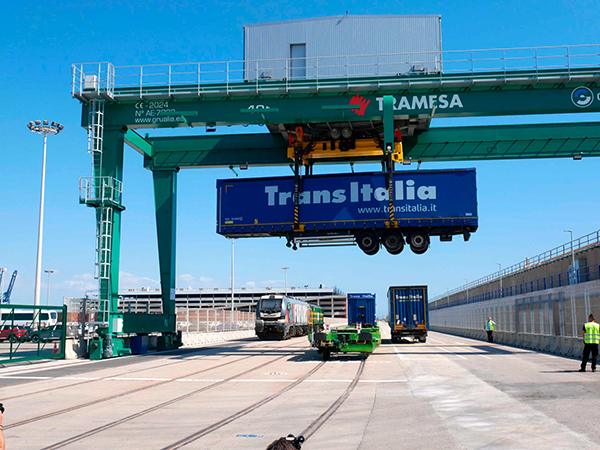 Tras el éxito de Valencia-Portugal, TRAMESA impulsa una nueva autopista ferroviaria hacia el norte de España